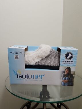 Isotoner Gray Faux-Fur Memory Foam Slippers